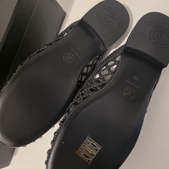 CHANEL MULES 2026 NEW - Picture 13 of 17